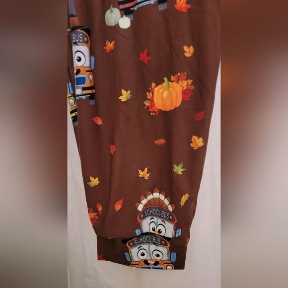 #088 Fall School Bus Joggers  Size: TC3 (26W -28W)🍁🍁 - Picture 6 of 8